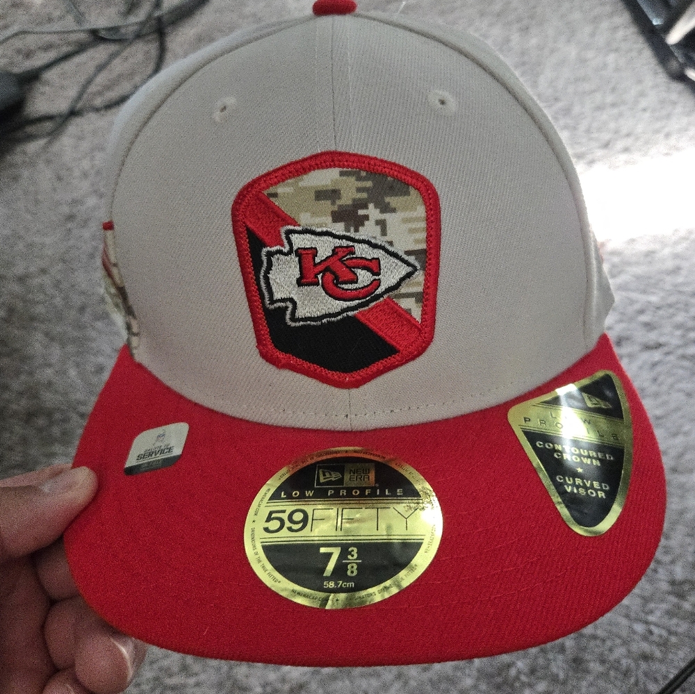Kansas City Chiefs 59FIFTY Fitted Hat 7 3/8 Salute  To Service Camo 092025
